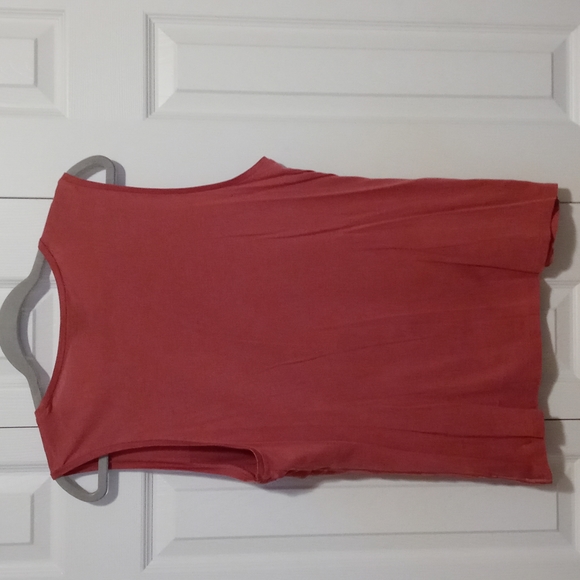 LAST CHANCE Mauve ruffled top - Picture 4 of 5